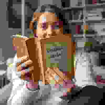 Person using the gratitude method during guilt-free clearance